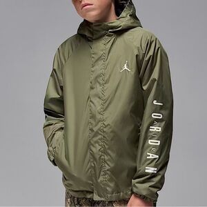 NWT Jordan Kids Jordan 3 in 1 System Long-Sleeve Green Raincoat Jacket